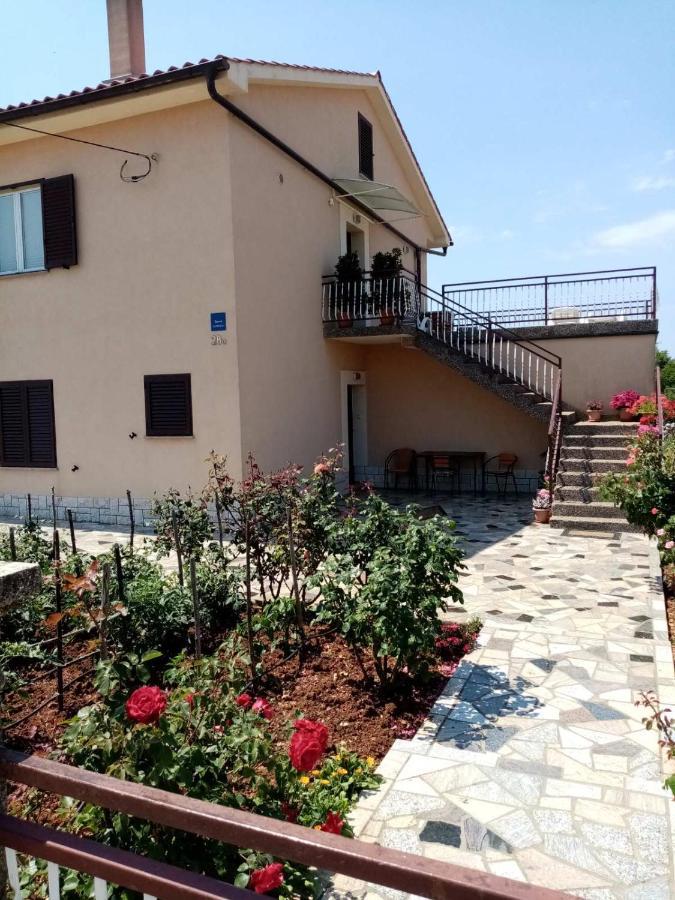 Apartments Rusin Linardići Esterno foto